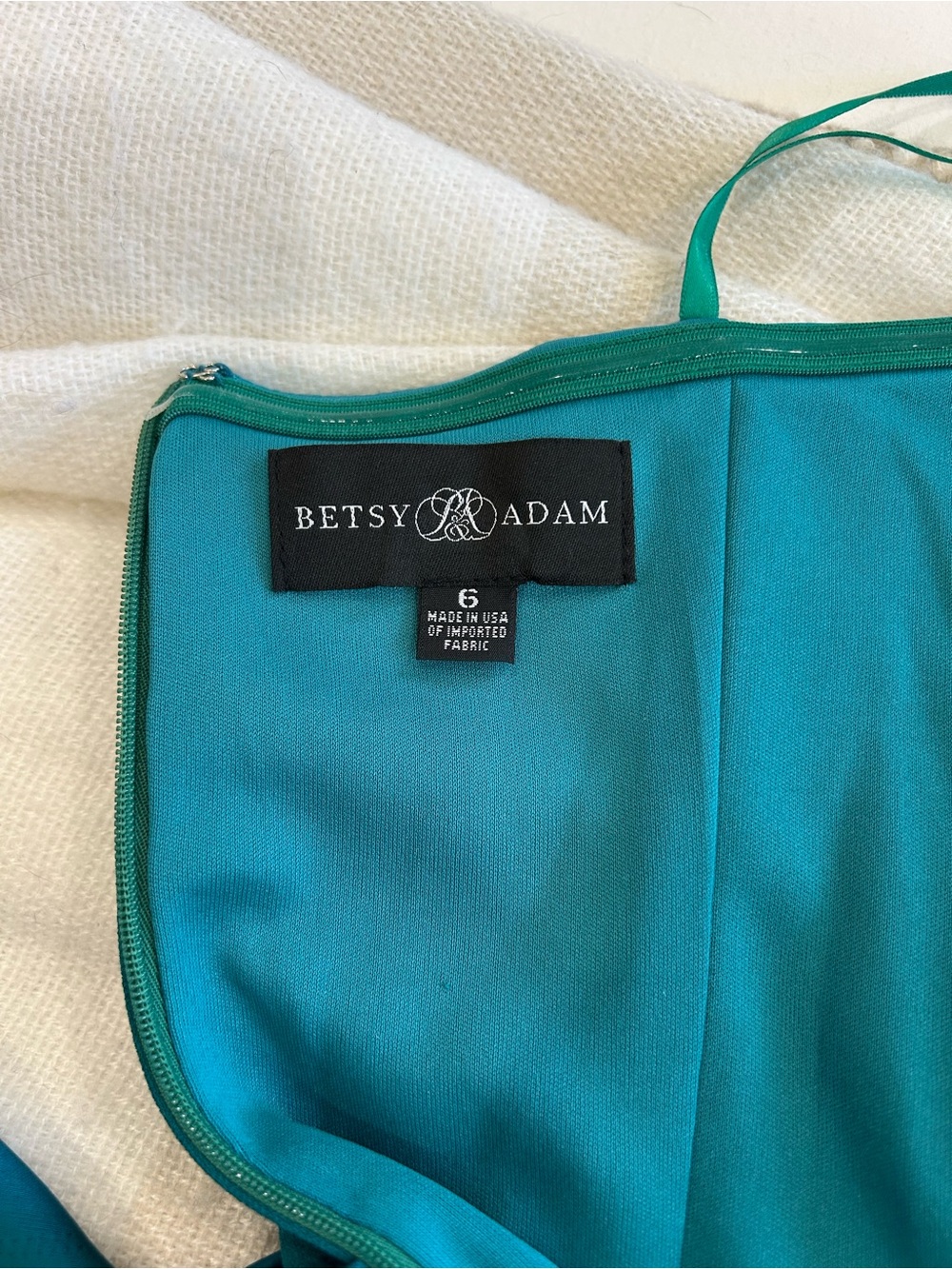 BETSY & ADAM - Strapless Mixed Media Teal Gown Size 6 - Picture 12 of 15